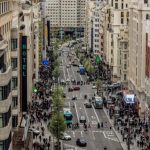 اسپین میں کتنے تارکین وطن رہائش پذیر ہیں؟