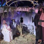 کرسمس بیبی دیکھنے کے لئے بلدیہ بارسلونا کے باہر عوام کی لمبی قطاریں،بیبی کو آرٹسٹوں نے تقریباً 7,500 گھنٹوں میں تیار کیا