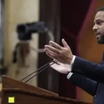 کاتالونیا غیر قانونی تارکینِ وطن کی ریگولرائزیشن مسترد کرے اور بے دخلی کی پالیسی اپنائے،ووکس کا مطالبہ