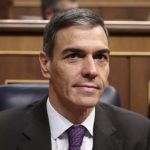 مافیا تارکینِ وطن کو دھوکہ دینے کے لیے سانچیز کی AI ویڈیوز استعمال کر رہی ہے