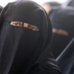 لوگرونیو میں بلدیاتی دفاتر میں برقع اور نقاب کے ساتھ داخلے پر پابندی کی منظوری