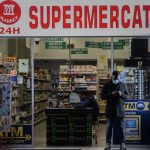 بارسلونا میں فیسٹیولز کے دوران پارک فورم کے اطراف رات بھر سپر مارکیٹس بند رکھنے کا فیصلہ